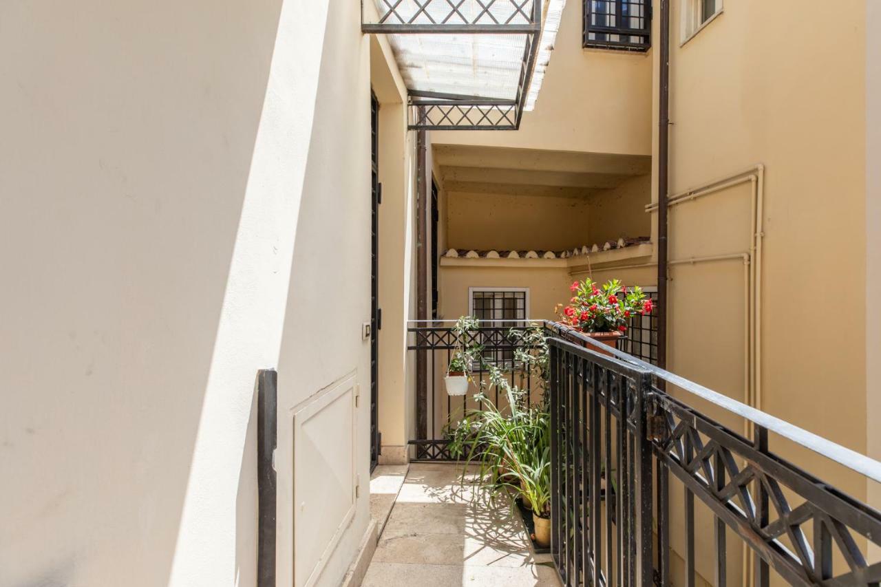 Roman Forum Cozy Apartment Exterior photo